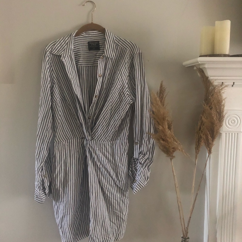 | Abercrombie & Fitch | Shirt Dress